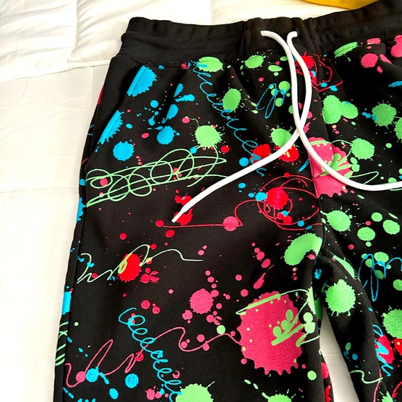 “NWOT” SWITCH REMARKABLE SWEATPANTS - Picture 7 of 9